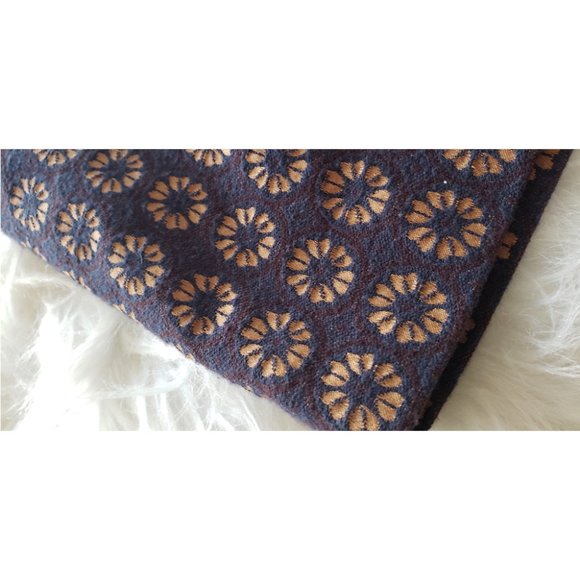 Loft Pencil Mini Skirt Size 2P - Picture 2 of 11